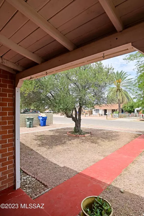 3142 E 26th St, Tucson, AZ 85713 photo 3