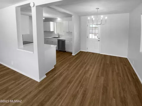5366 E 19th St, Tucson, AZ 85711 photo 13