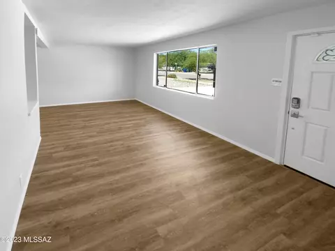 5366 E 19th St, Tucson, AZ 85711 photo 12