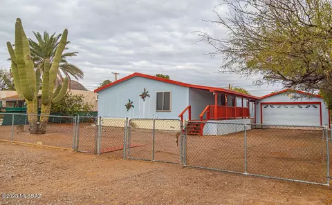 2822 W Milton Rd, Tucson, AZ 85746