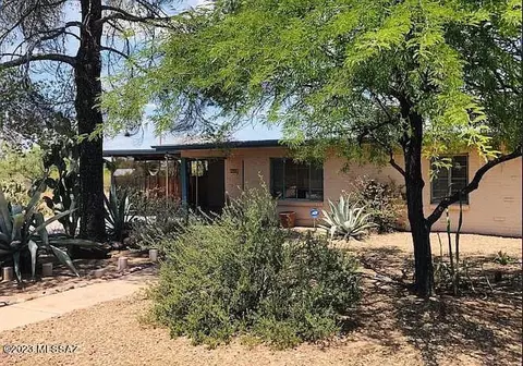 5231 E 19th St, Tucson, AZ 85711
