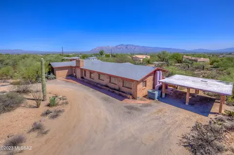 3725 W Ironwood Hill Dr, Tucson, AZ 85745