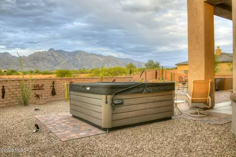 633 E Agave Dr, Tucson, AZ 85704 photo 5