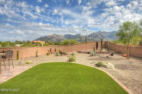 633 E Agave Dr, Tucson, AZ 85704 photo 3