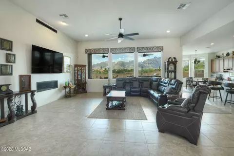 633 E Agave Dr, Tucson, AZ 85704 photo 7
