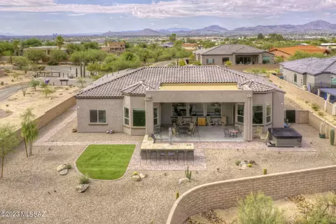 633 E Agave Dr, Tucson, AZ 85704 photo 2
