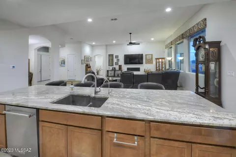 633 E Agave Dr, Tucson, AZ 85704 photo 18