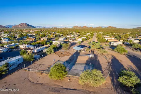 6860 W Walking M St #84, Tucson, AZ 85757