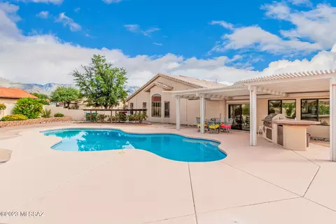36228 S Rock Crest Dr, Saddlebrooke, AZ 85739