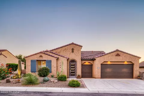 543 N Hale Dr, Green Valley, AZ 85614