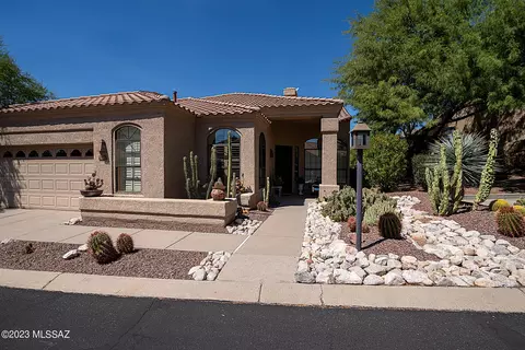 5881 N Golden Eagle Dr, Tucson, AZ 85750