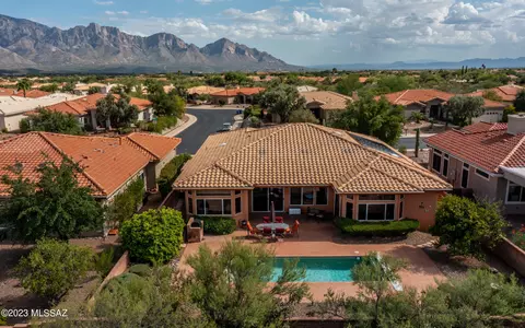 1557 E Crown Ridge Way, Oro Valley, AZ 85755