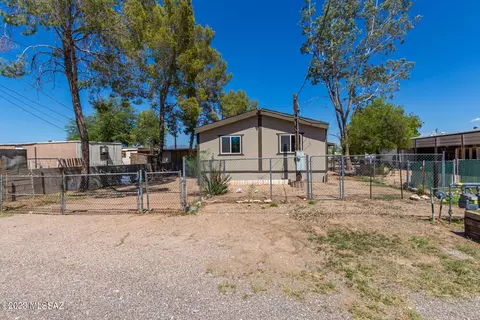3757 Earp Blvd, Tucson, AZ 85706