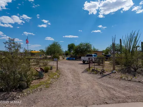 12051 W Calle Seneca, Tucson, AZ 85743