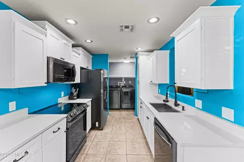 1656 W Jack Burnett Loop, Tucson, AZ 85746 photo 6