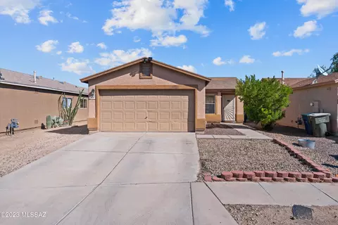1656 W Jack Burnett Loop, Tucson, AZ 85746