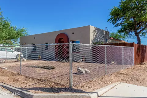 375 W Palmdale St, Tucson, AZ 85714
