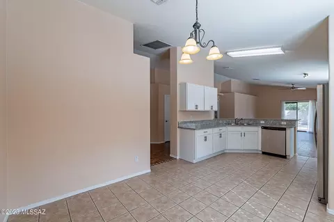 10367 E Oakbrook St, Tucson, AZ 85747 photo 13