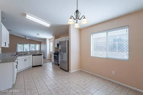10367 E Oakbrook St, Tucson, AZ 85747 photo 14
