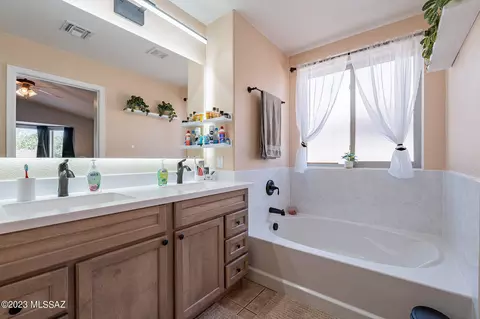 10367 E Oakbrook St, Tucson, AZ 85747 photo 26