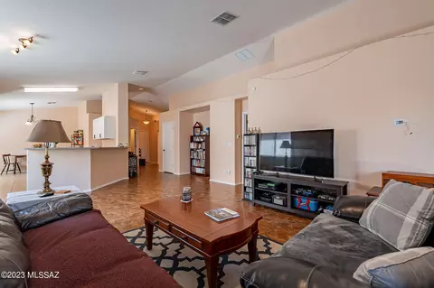 10367 E Oakbrook St, Tucson, AZ 85747 photo 6