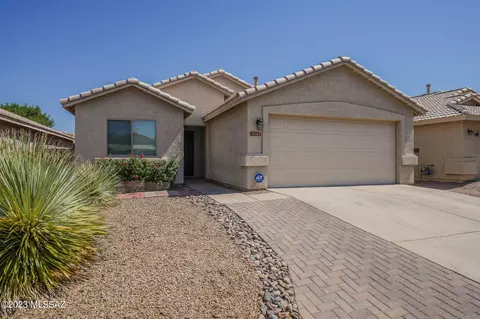 10367 E Oakbrook St, Tucson, AZ 85747 photo 2