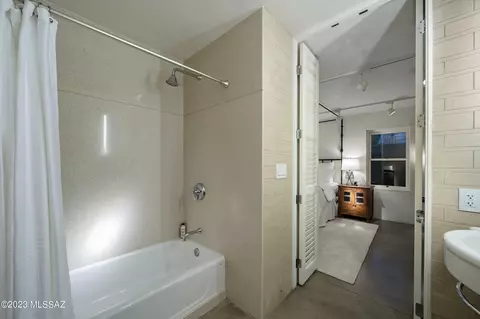 148 N Highland Ave, Tucson, AZ 85719 photo 17