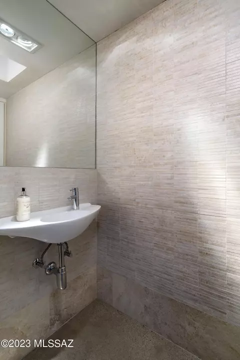 148 N Highland Ave, Tucson, AZ 85719 photo 7