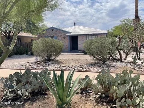 2100 E 10th St, Tucson, AZ 85719