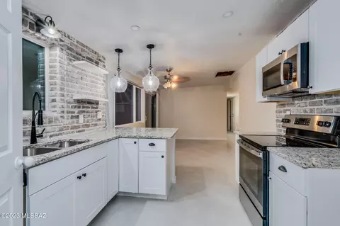 8507 E 20th St, Tucson, AZ 85710 photo 8