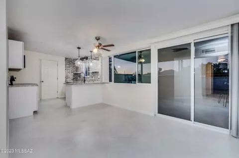 8507 E 20th St, Tucson, AZ 85710 photo 4