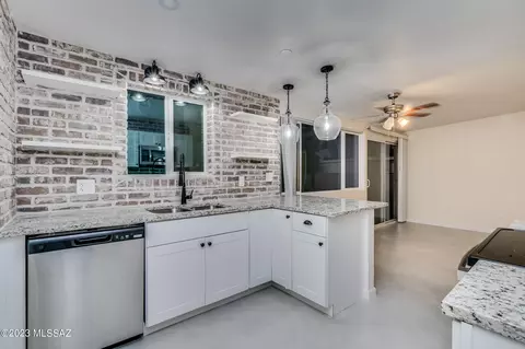 8507 E 20th St, Tucson, AZ 85710