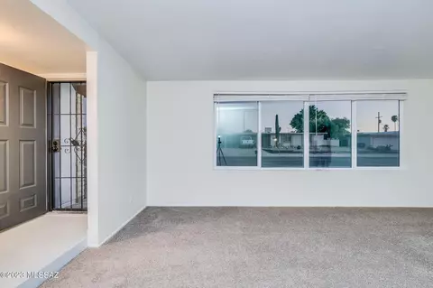 8507 E 20th St, Tucson, AZ 85710 photo 10