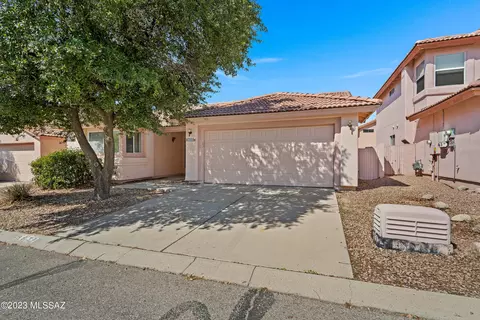 9931 N Stageline Trl, Tucson, AZ 85742
