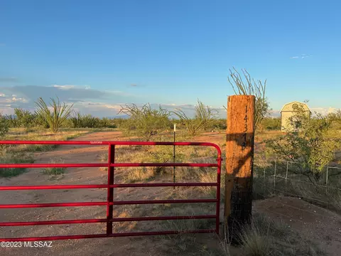 14373 S Jacobson Dr, Tucson, AZ 85736