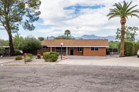 5507 E South Wilshire Dr, Tucson, AZ 85711