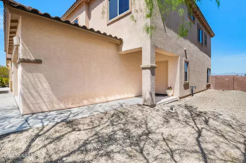 Exterior - 7545 E Fair Meadows Loop, Tucson, AZ 85756 photo 4 of 6