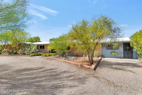 2315 N Madelyn Cir, Tucson, AZ 85712