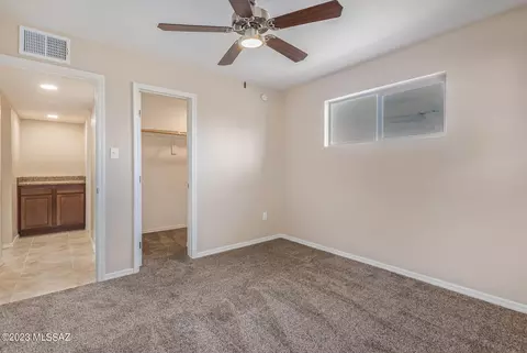 902 W Calle Lerdo, Tucson, AZ 85756 photo 12