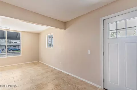 902 W Calle Lerdo, Tucson, AZ 85756 photo 7
