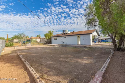 902 W Calle Lerdo, Tucson, AZ 85756 photo 24