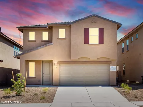 939 W Calle Las Varitas, Sahuarita, AZ 85629