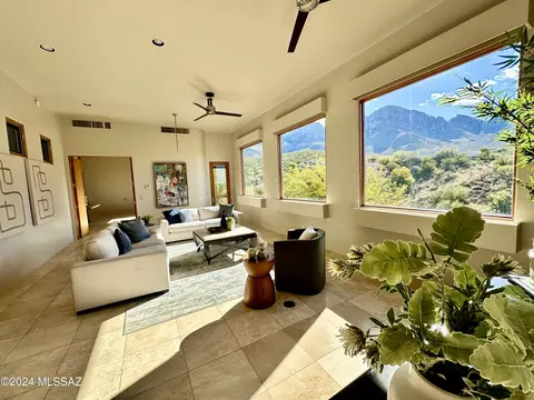 1636 E Buck Hollow Ct, Tucson, AZ 85737