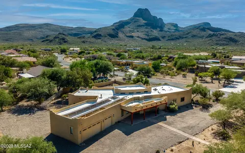 8382 Sunset Ranch Loop, Tucson, AZ 85743