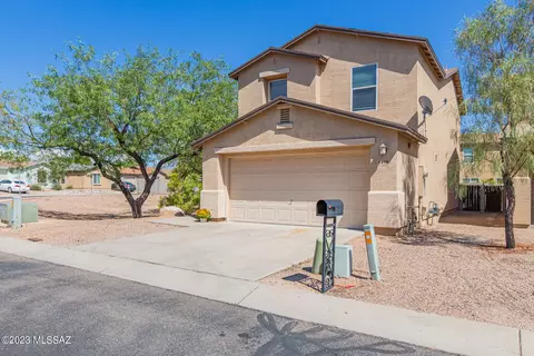 8472 N Treece Way, Tucson, AZ 85742