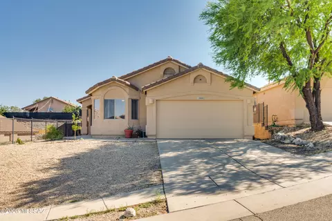 10888 S Arrowhead Spring Dr, Vail, AZ 85641