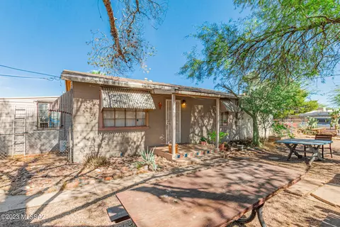 817 E Adelaide Dr, Tucson, AZ 85719