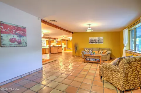410 E Burrows Pl, Tucson, AZ 85704 photo 10