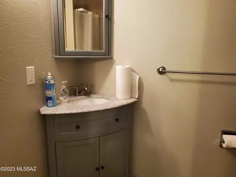 208 E 5th Pl, San Manuel, AZ 85631 photo 13