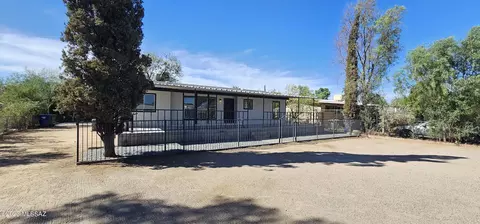 3941 N Midge Ln, Tucson, AZ 85705
